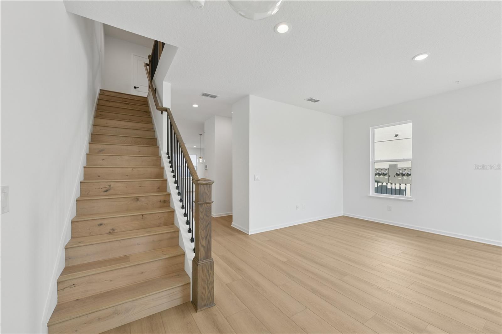 1882 FALCONHURST LN, APOPKA, FL, 32703