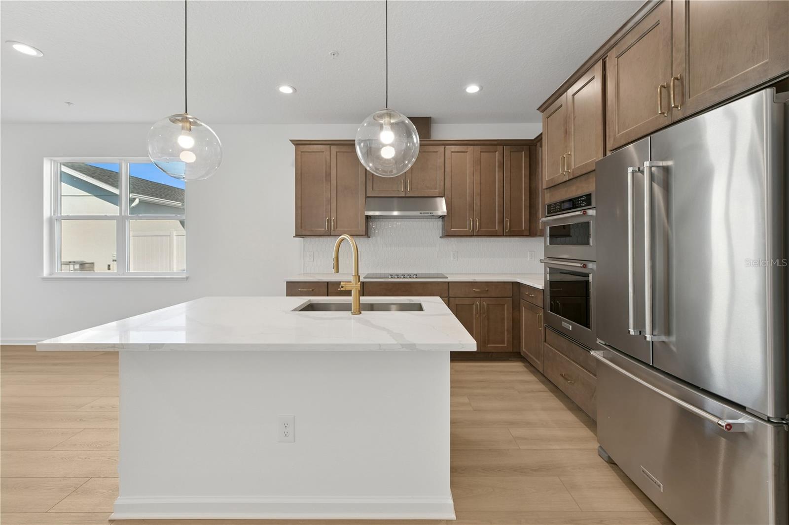 1882 FALCONHURST LN, APOPKA, FL, 32703