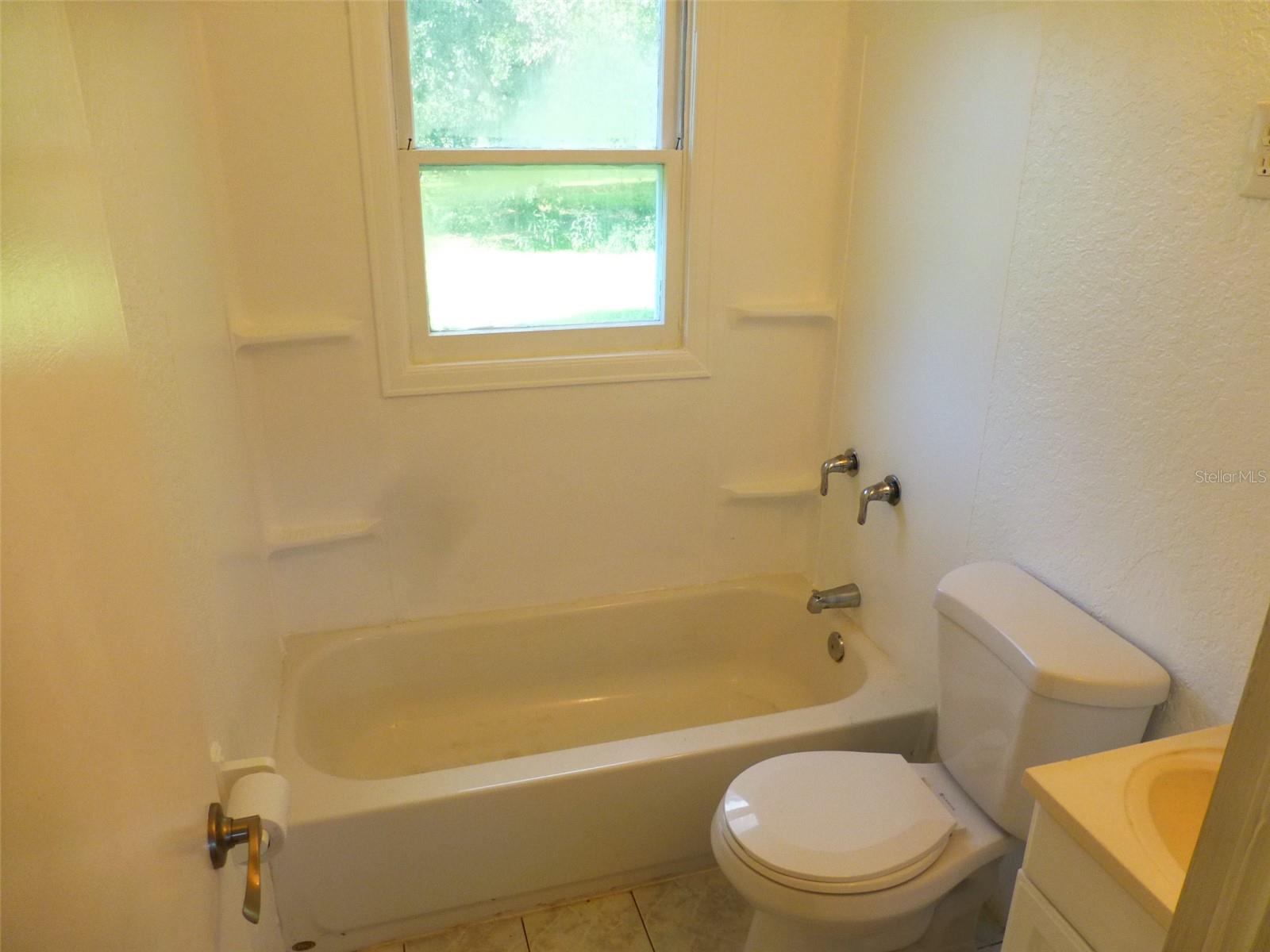 2007 CEMETERY RD, HOLIDAY, FL, 34691