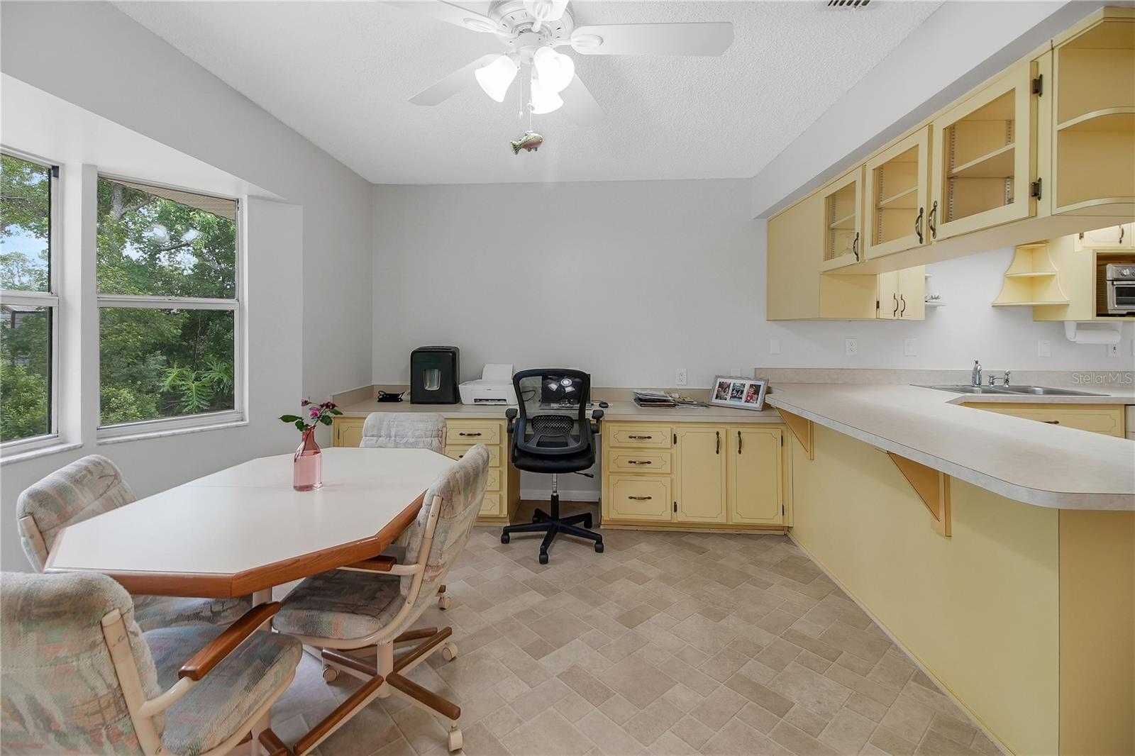 335 RIVER GLASS CT, LEESBURG, FL, 34788