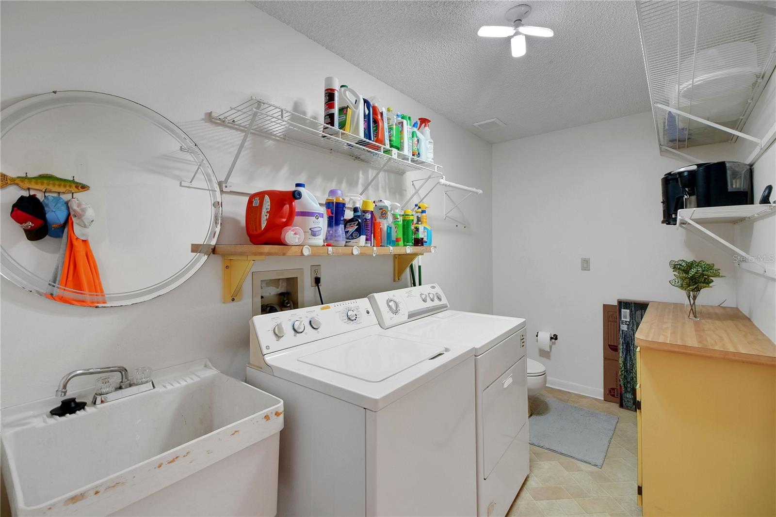 335 RIVER GLASS CT, LEESBURG, FL, 34788