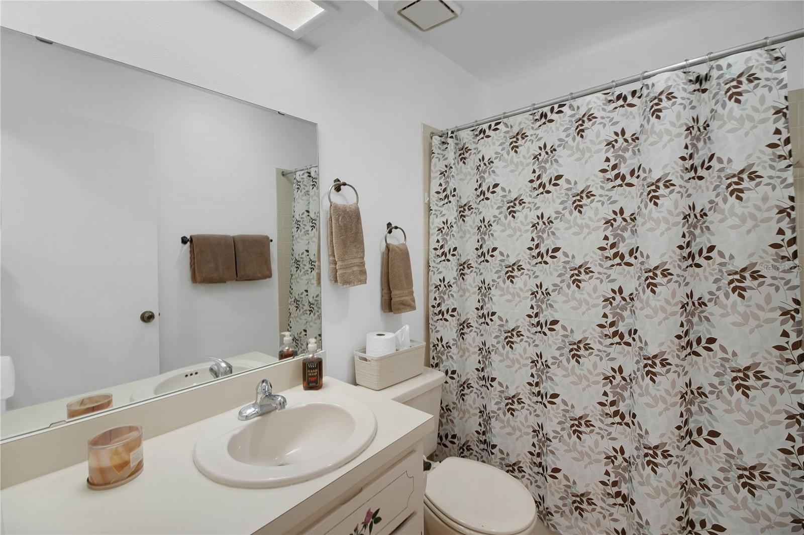 335 RIVER GLASS CT, LEESBURG, FL, 34788