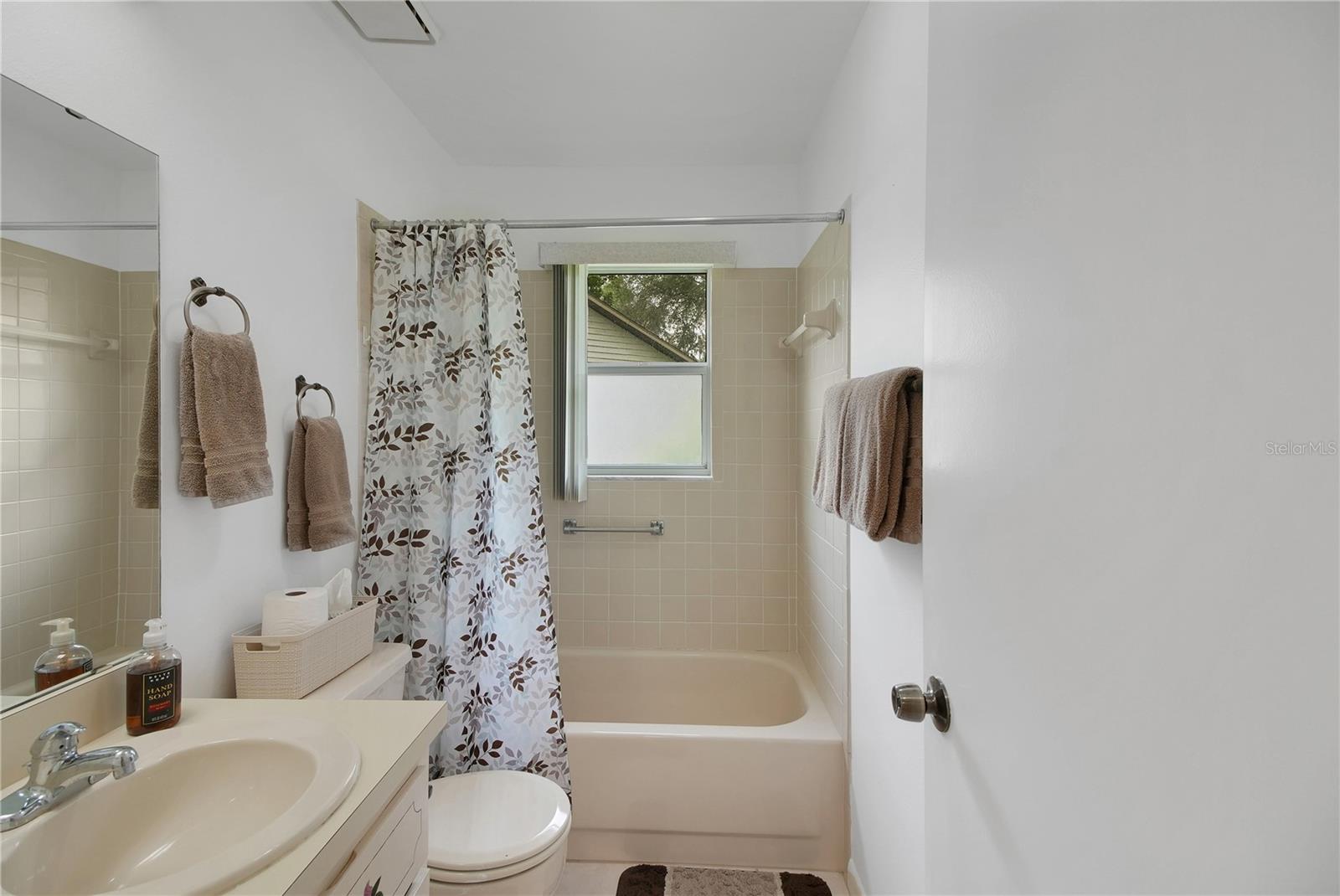 335 RIVER GLASS CT, LEESBURG, FL, 34788