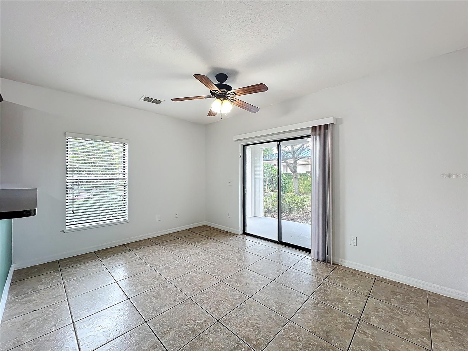 1360 WINDSOR LAKE CIR, SANFORD, FL, 32773