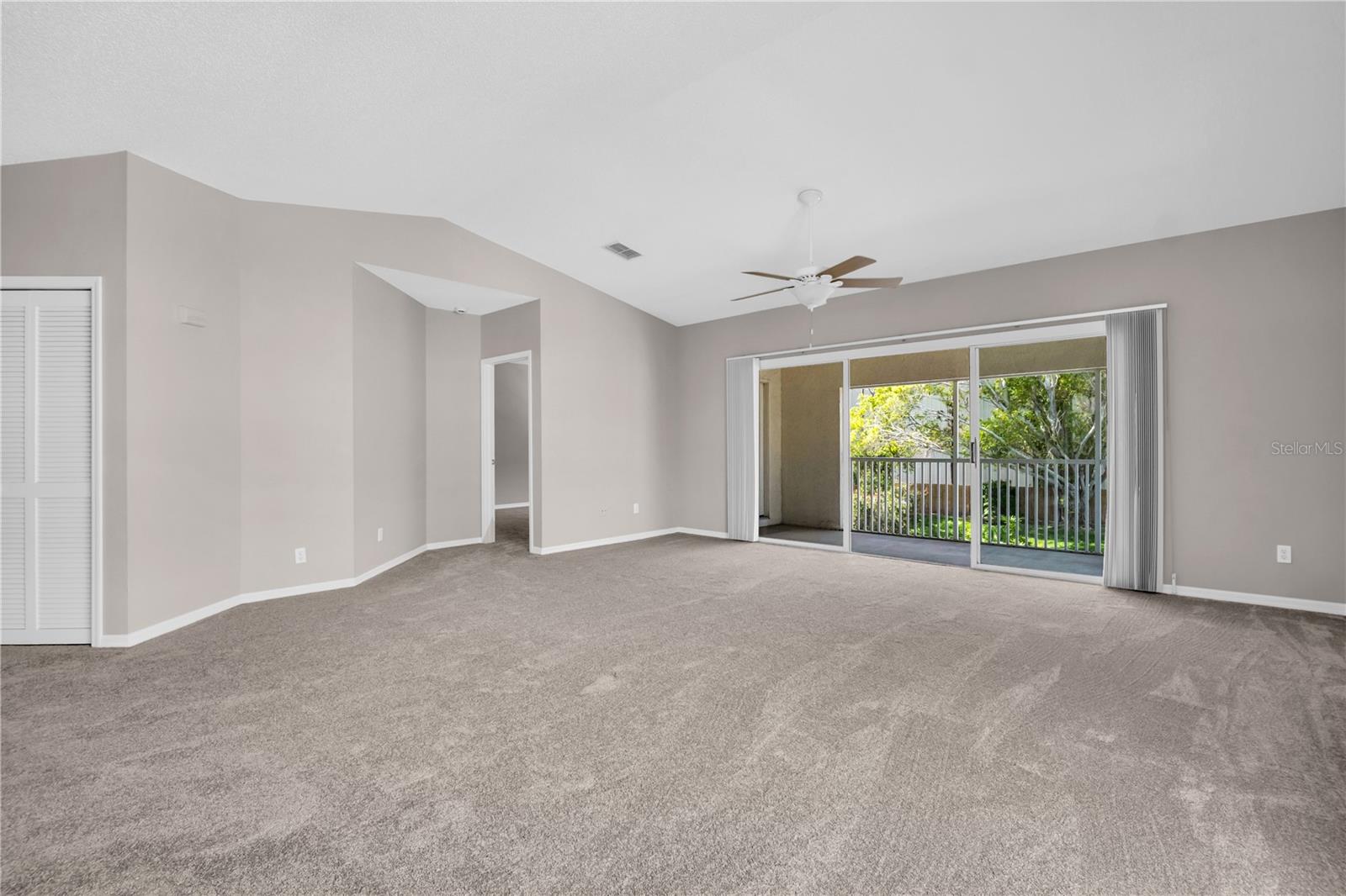 11531 SHIPWATCH DR #1037, LARGO, FL, 33774