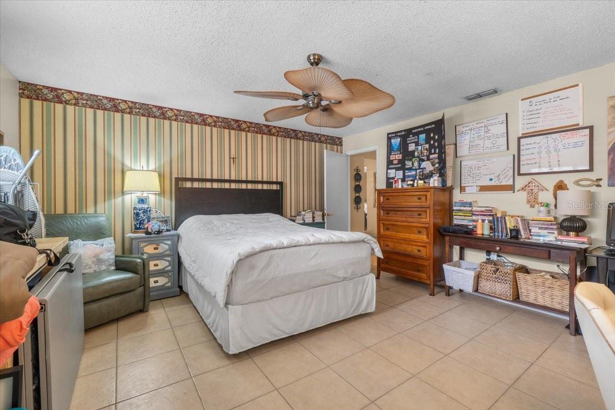 570 VILLA VISTA BLVD, LAKELAND, FL, 33813