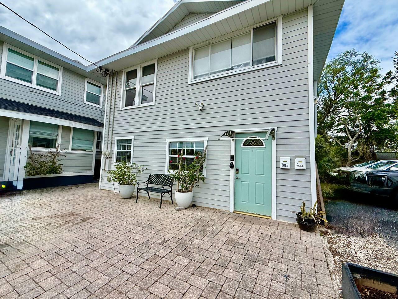 2575 S HIMES AVE #A, TAMPA, FL, 33629