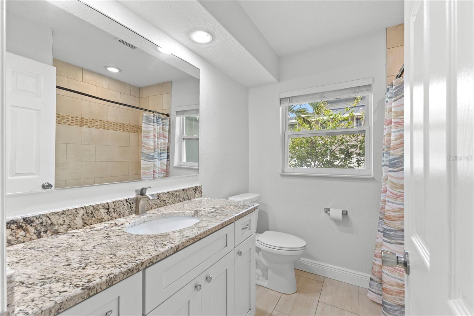 125 CARLYLE DR, PALM HARBOR, FL, 34683