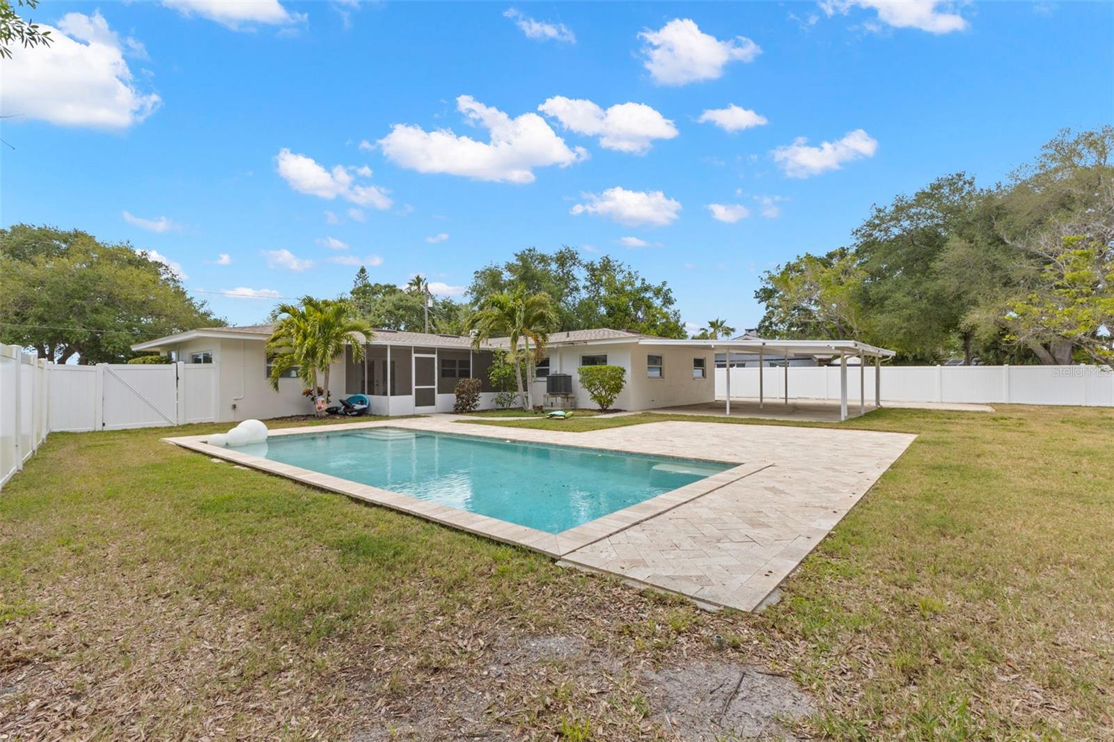 125 CARLYLE DR, PALM HARBOR, FL, 34683