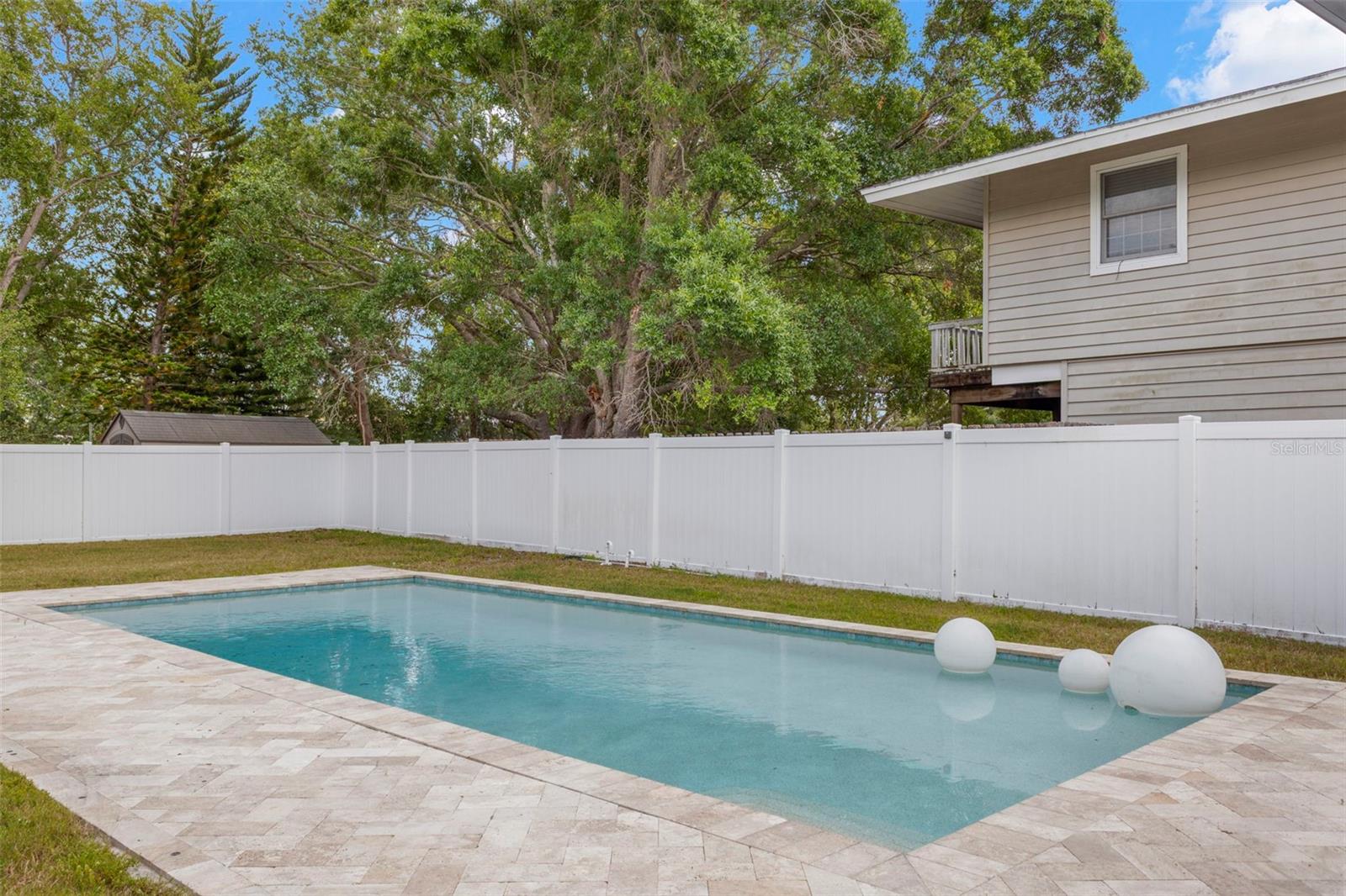 125 CARLYLE DR, PALM HARBOR, FL, 34683