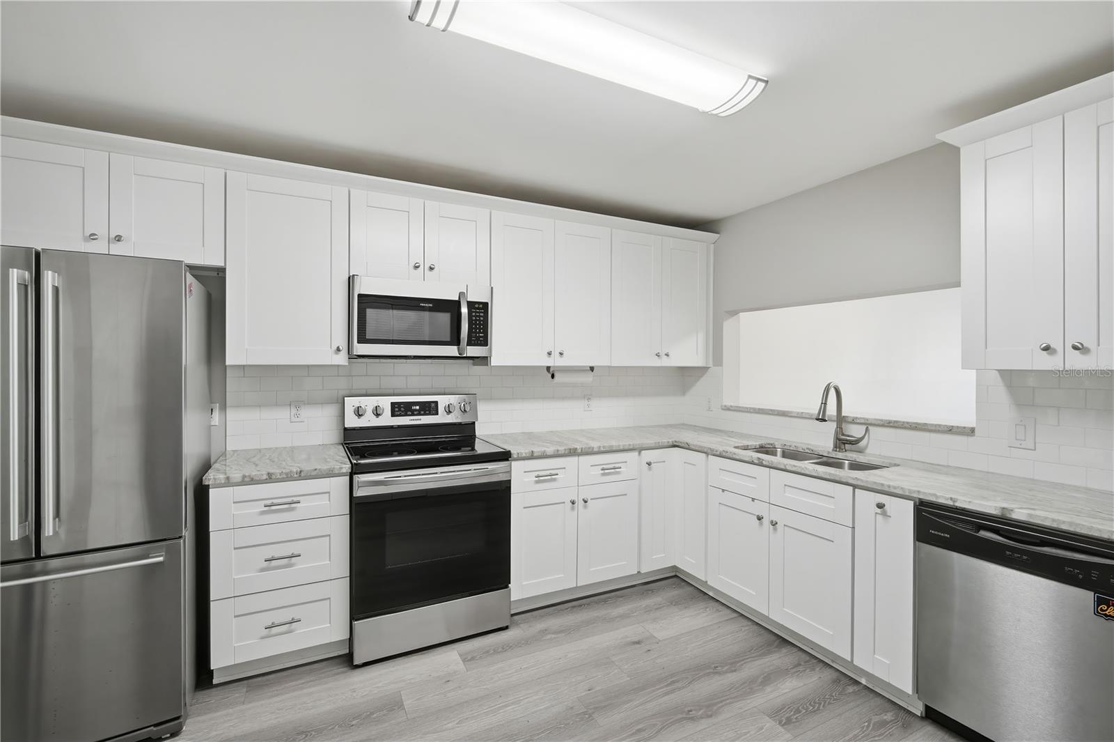 5100 BURCHETTE RD #604, TAMPA, FL, 33647