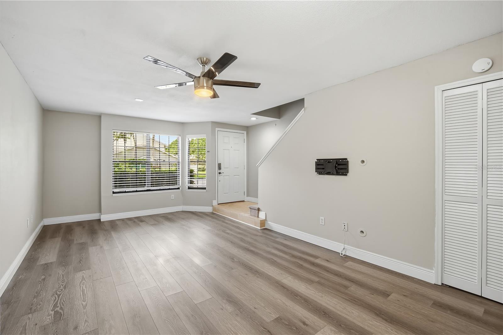 5100 BURCHETTE RD #604, TAMPA, FL, 33647