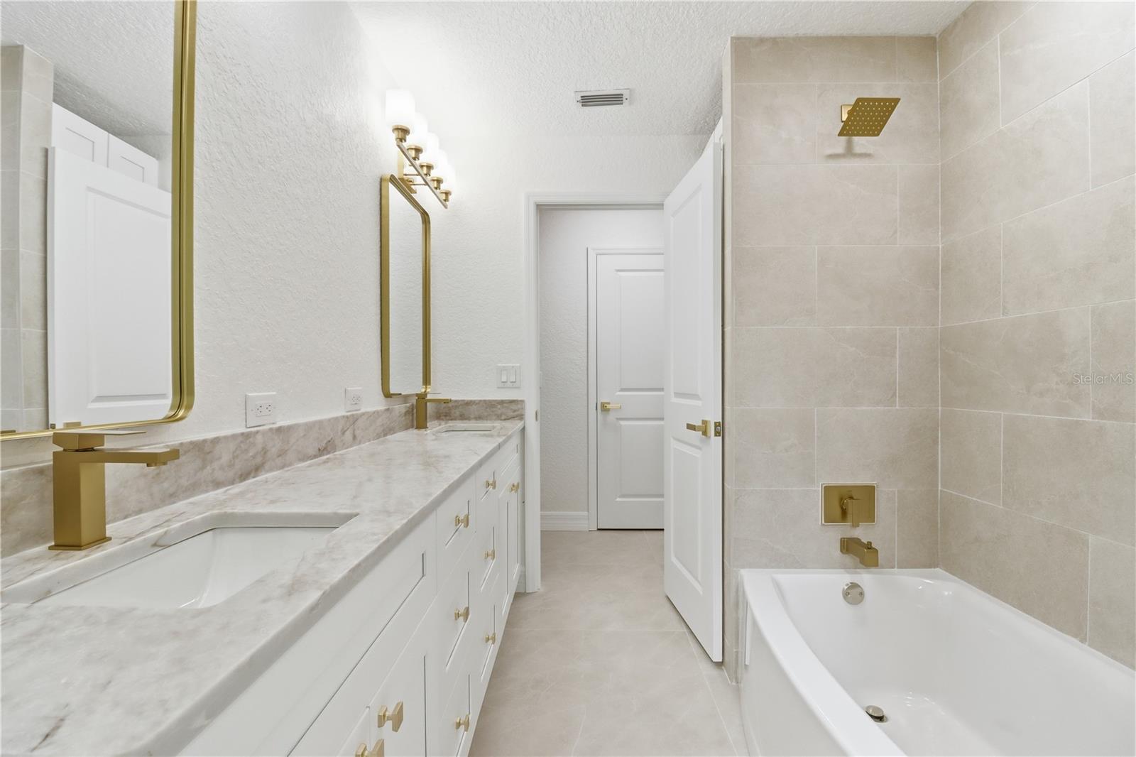 11814 W RIVERHAVEN DR, HOMOSASSA, FL, 34448