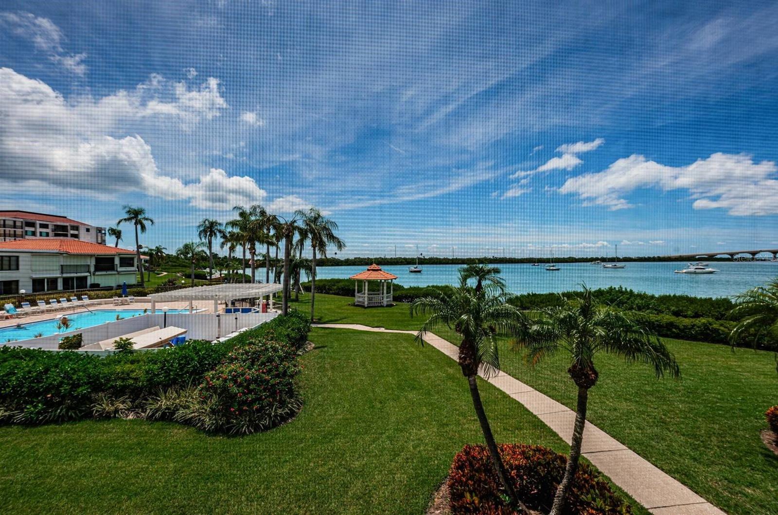 6295 BAHIA DEL MAR CIR #204, ST PETERSBURG, FL, 33715