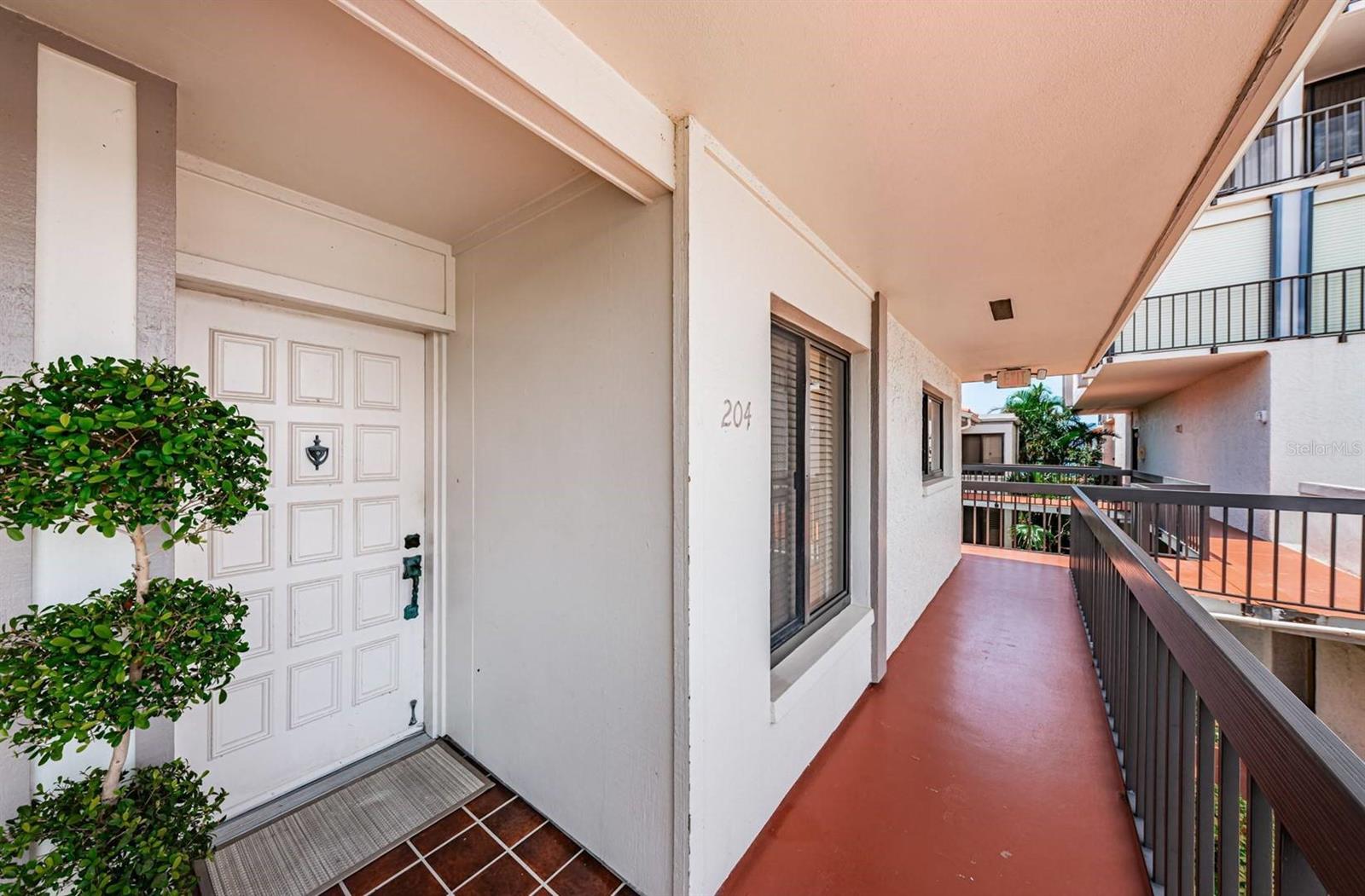 6295 BAHIA DEL MAR CIR #204, ST PETERSBURG, FL, 33715