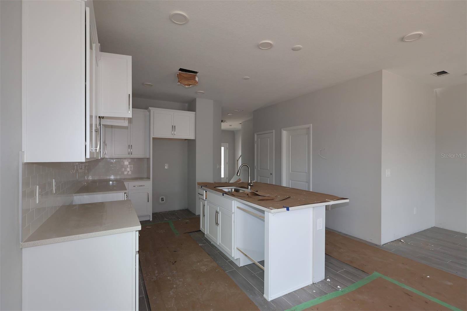 1362 MOUNT ROYAL DR, ST CLOUD, FL, 34771