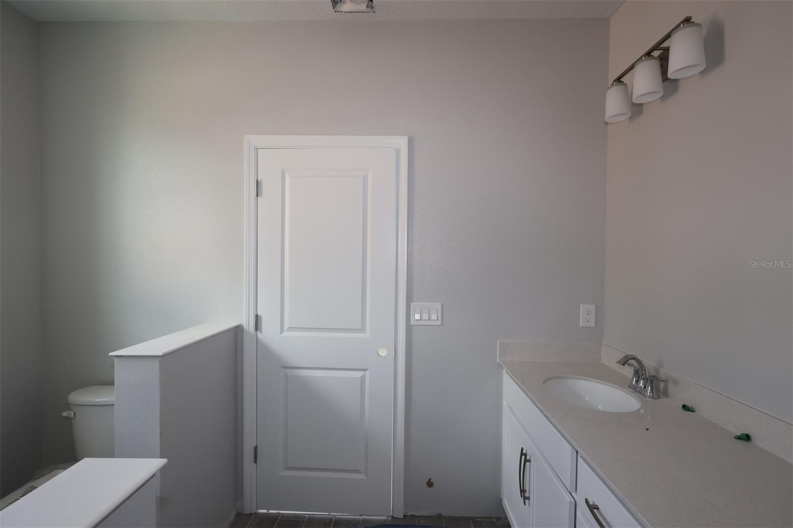 1362 MOUNT ROYAL DR, ST CLOUD, FL, 34771