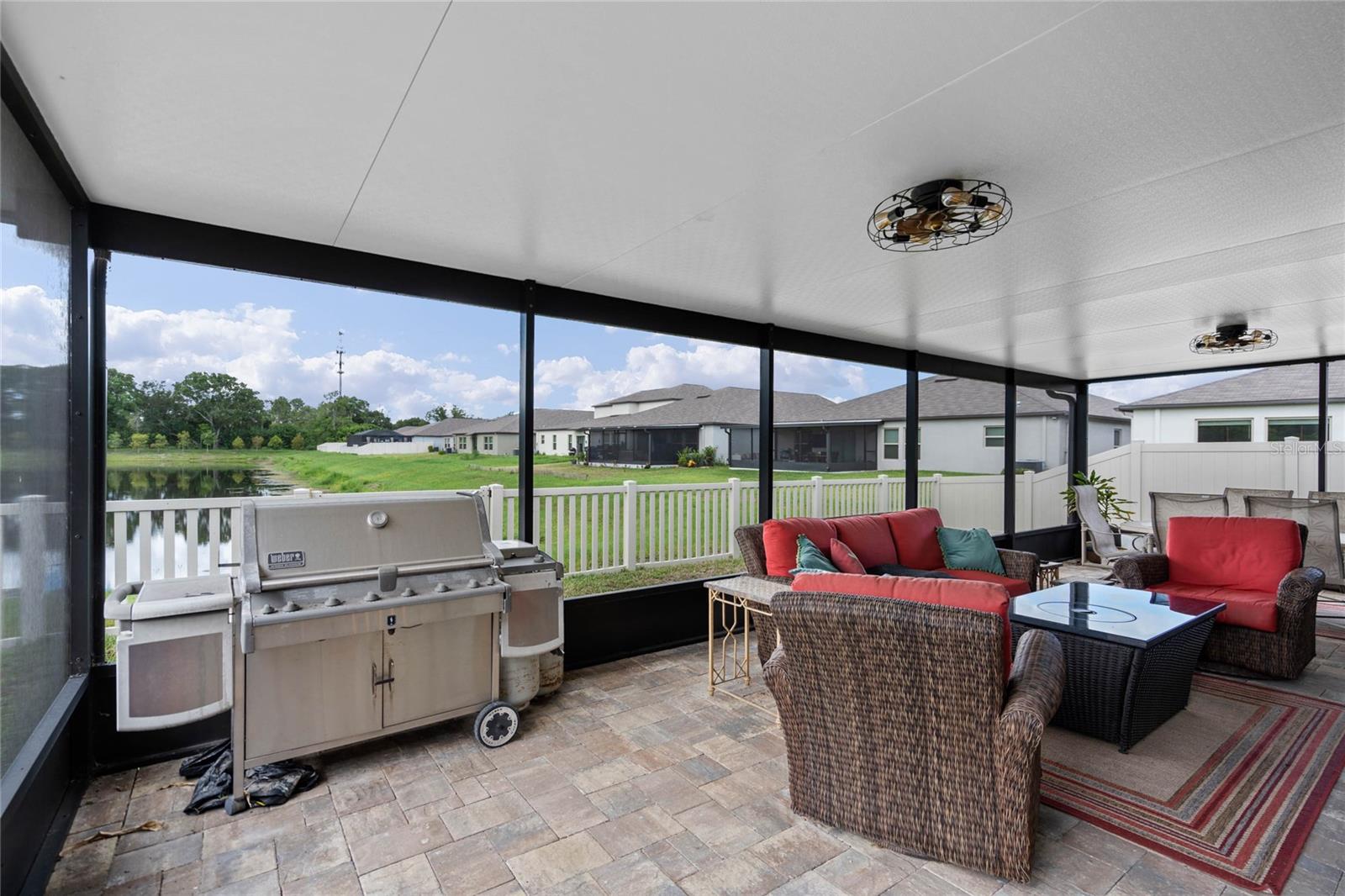 1555 COLDING DR, RUSKIN, FL, 33570