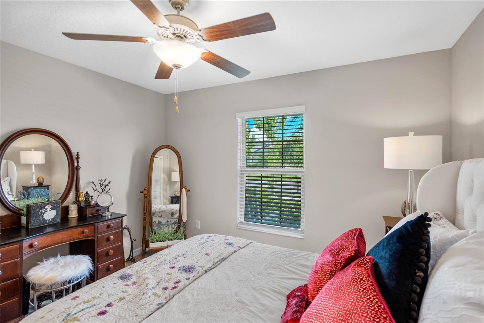 1555 COLDING DR, RUSKIN, FL, 33570