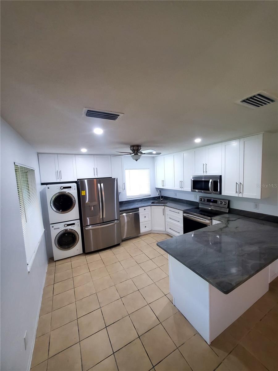 1020 70TH ST N, ST PETERSBURG, FL, 33710