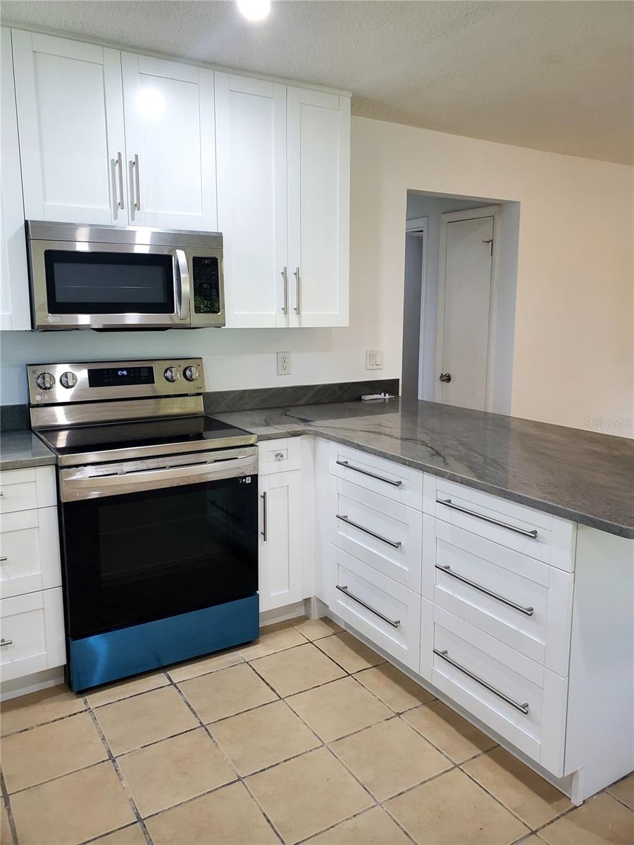 1020 70TH ST N, ST PETERSBURG, FL, 33710