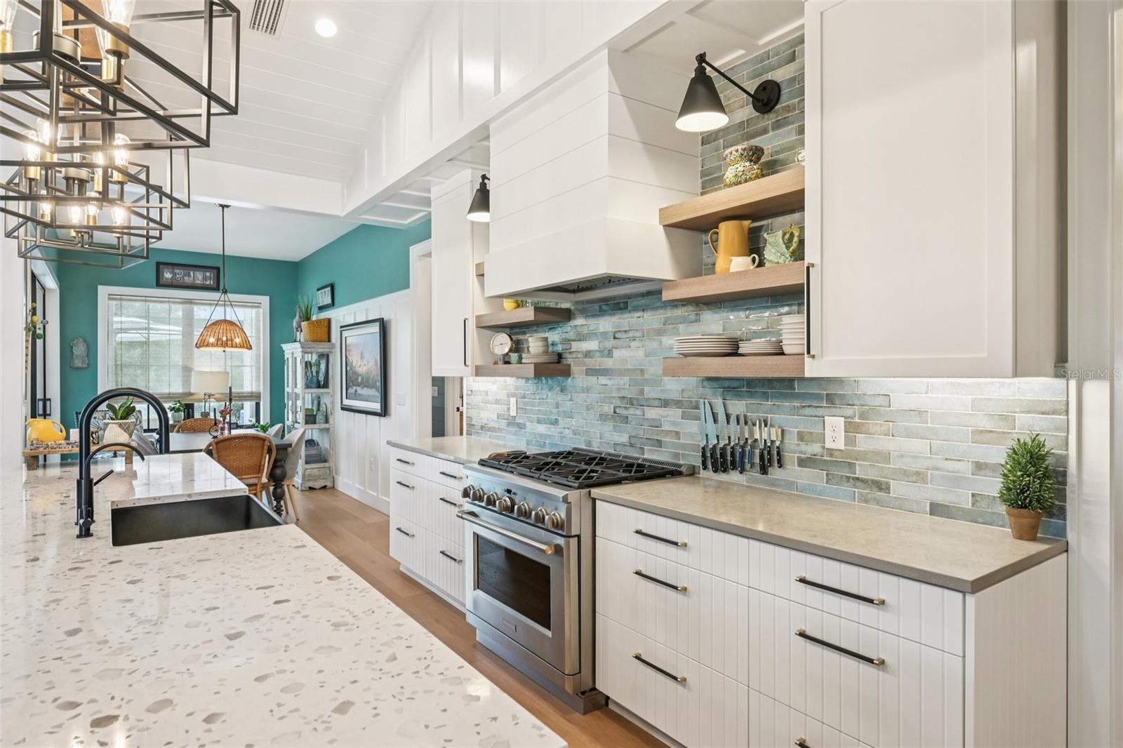 2204 89TH ST NW, BRADENTON, FL, 34209