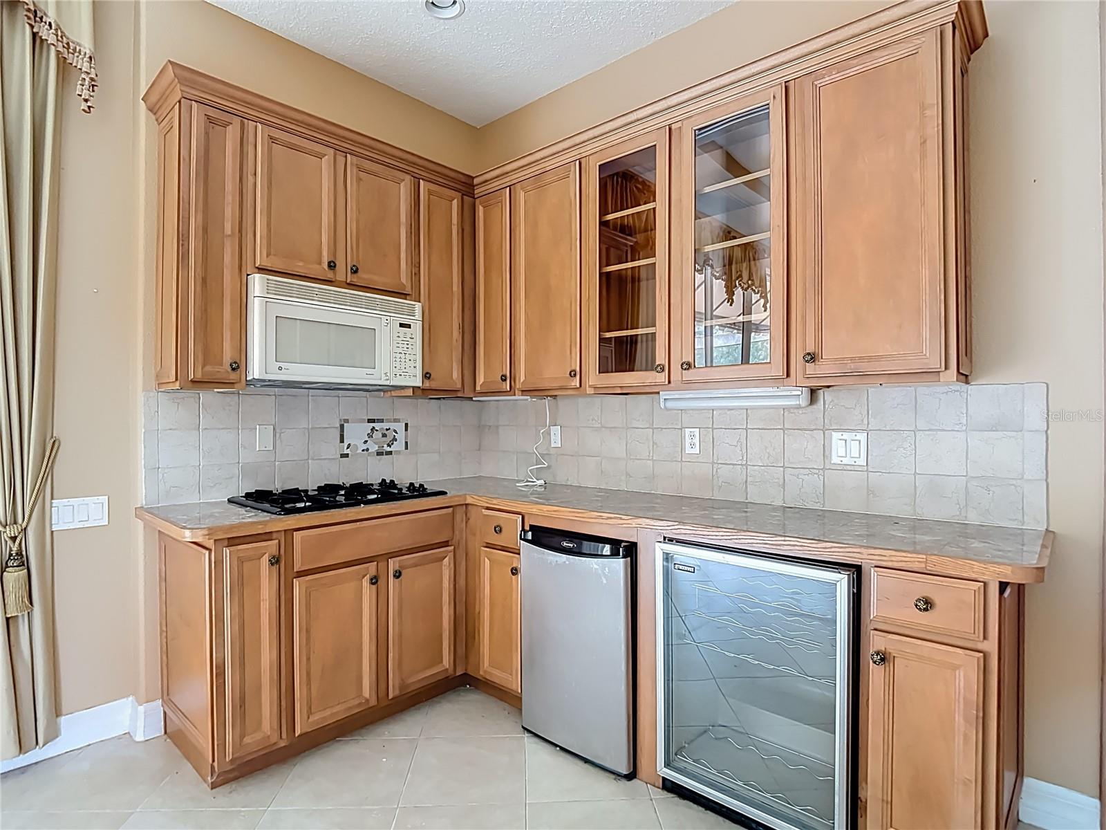 9460 BEARFOOT TRL, WEEKI WACHEE, FL, 34613