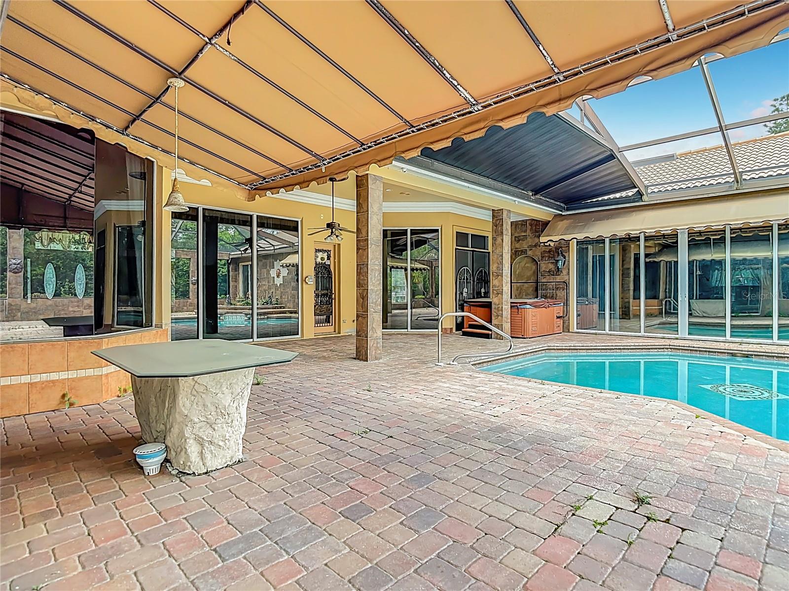 9460 BEARFOOT TRL, WEEKI WACHEE, FL, 34613