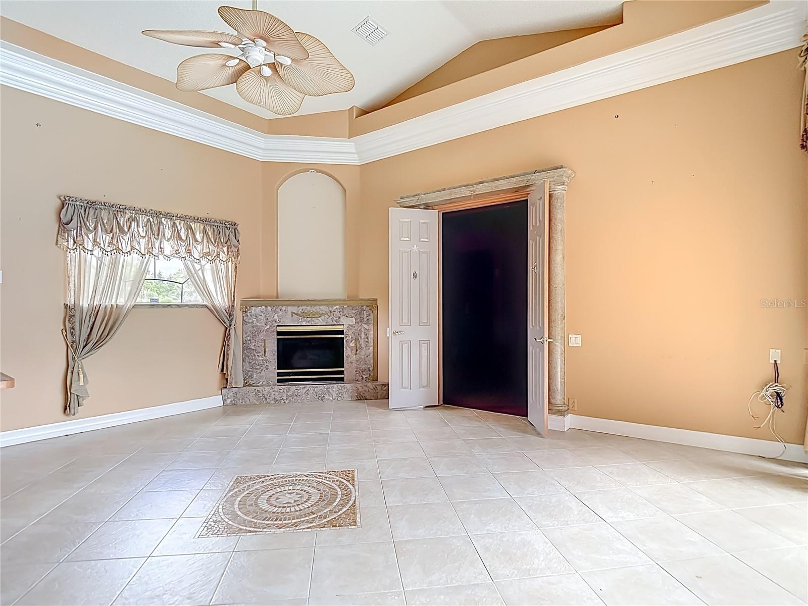 9460 BEARFOOT TRL, WEEKI WACHEE, FL, 34613