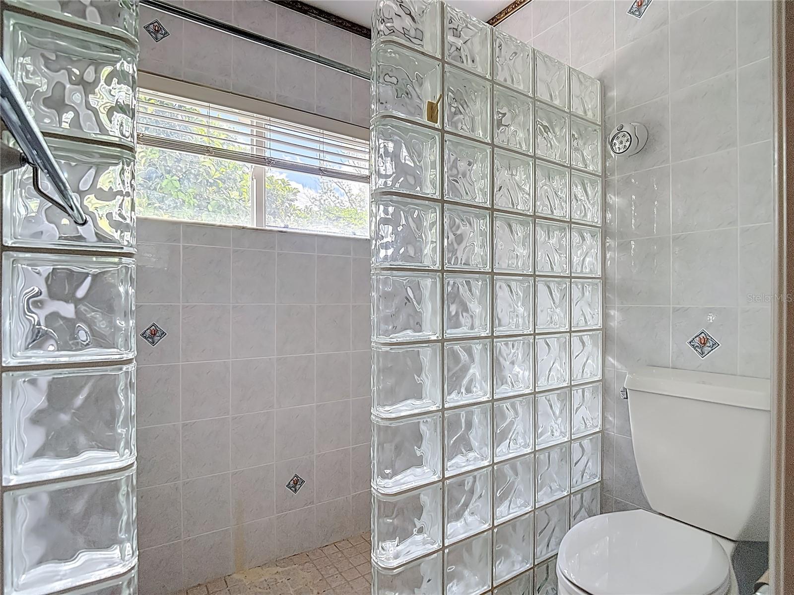 9460 BEARFOOT TRL, WEEKI WACHEE, FL, 34613