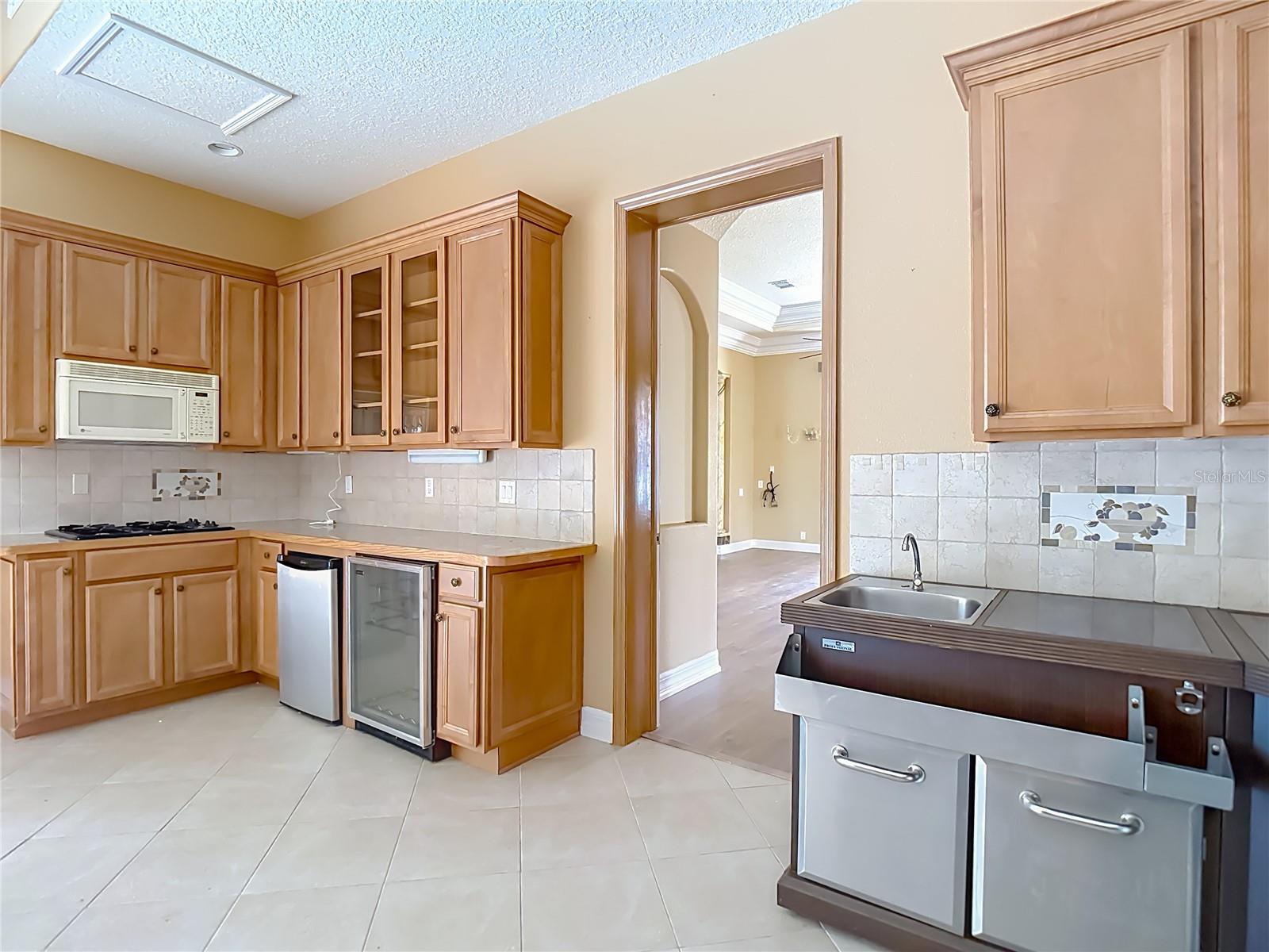 9460 BEARFOOT TRL, WEEKI WACHEE, FL, 34613