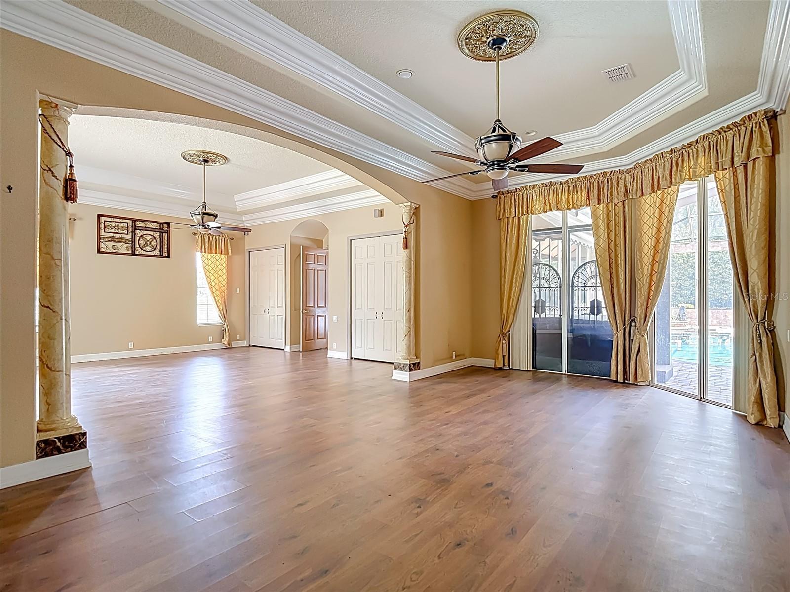 9460 BEARFOOT TRL, WEEKI WACHEE, FL, 34613