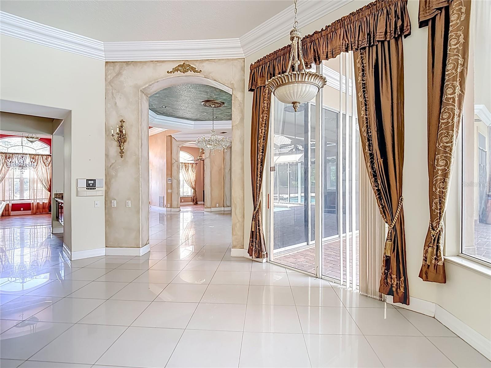 9460 BEARFOOT TRL, WEEKI WACHEE, FL, 34613