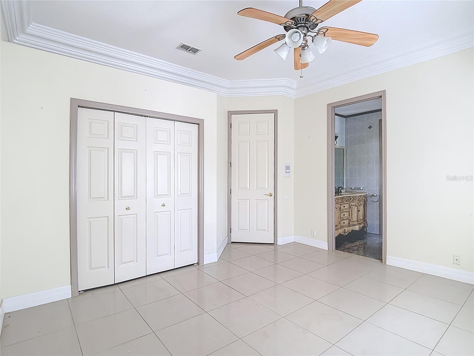 9460 BEARFOOT TRL, WEEKI WACHEE, FL, 34613