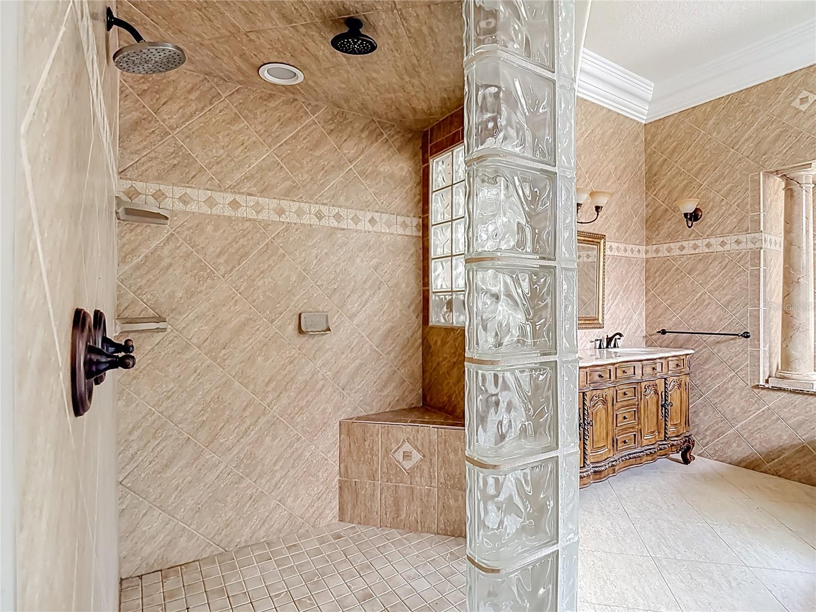 9460 BEARFOOT TRL, WEEKI WACHEE, FL, 34613
