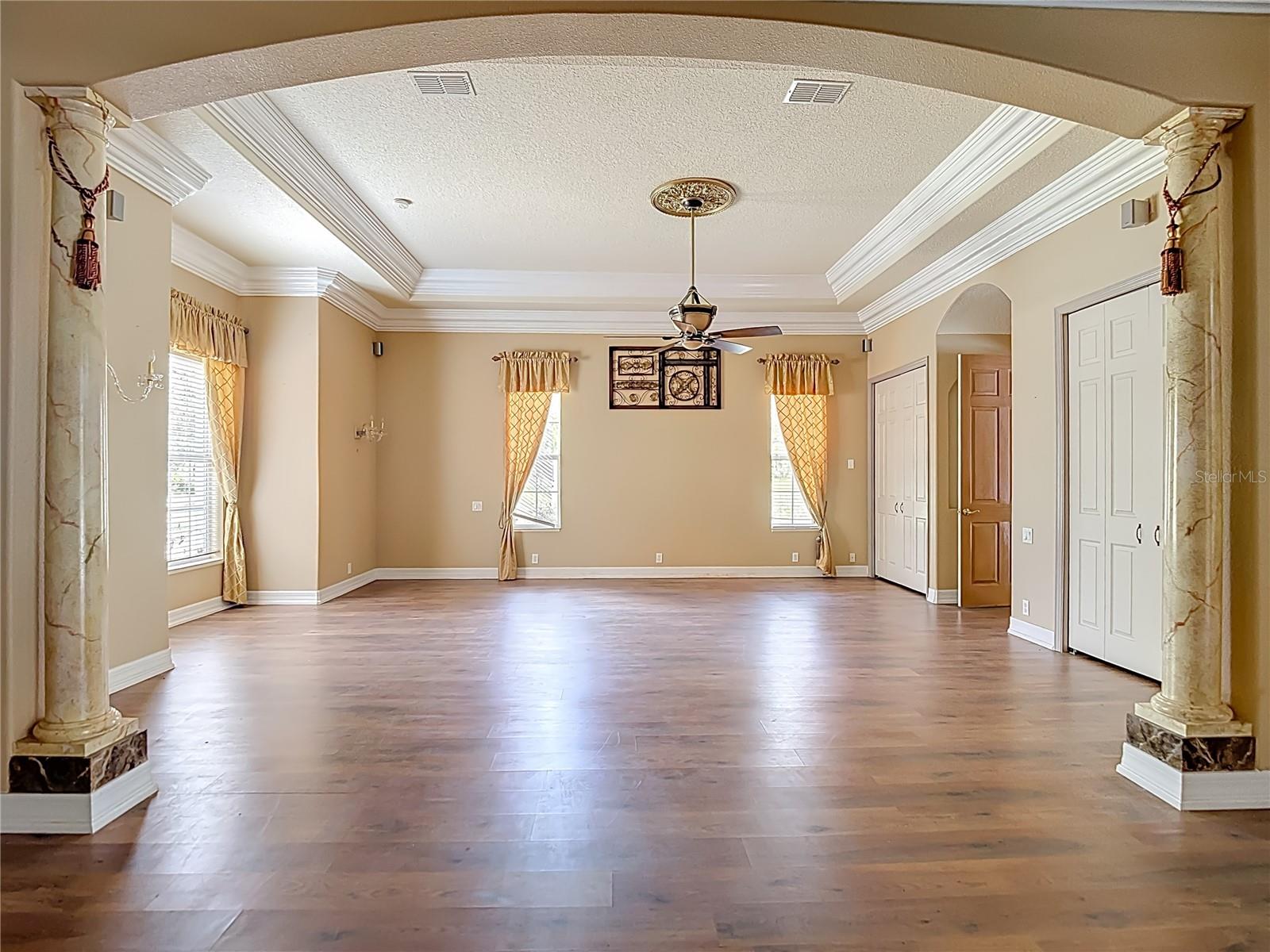 9460 BEARFOOT TRL, WEEKI WACHEE, FL, 34613