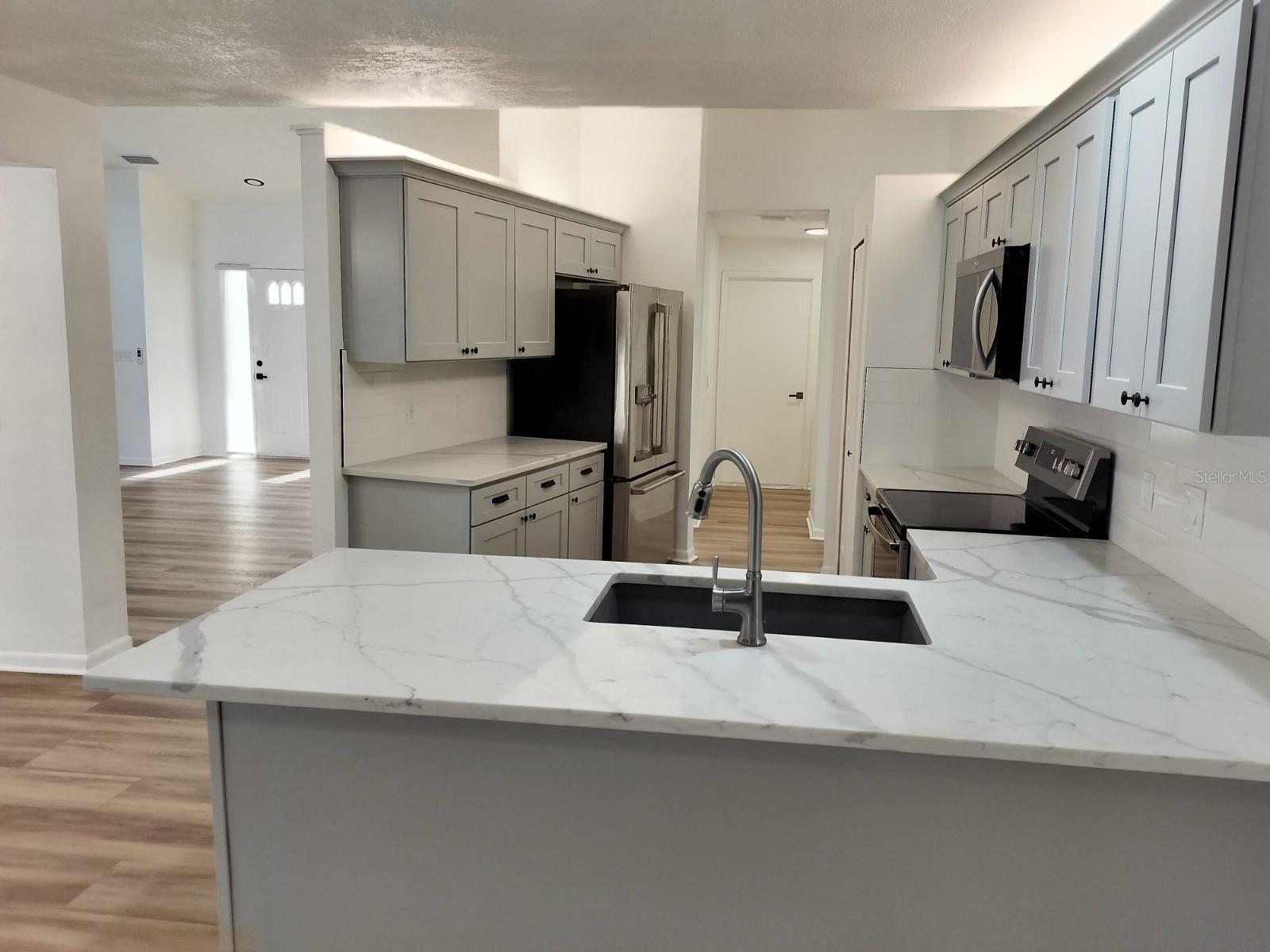 3403 Bloomingdale Oaks