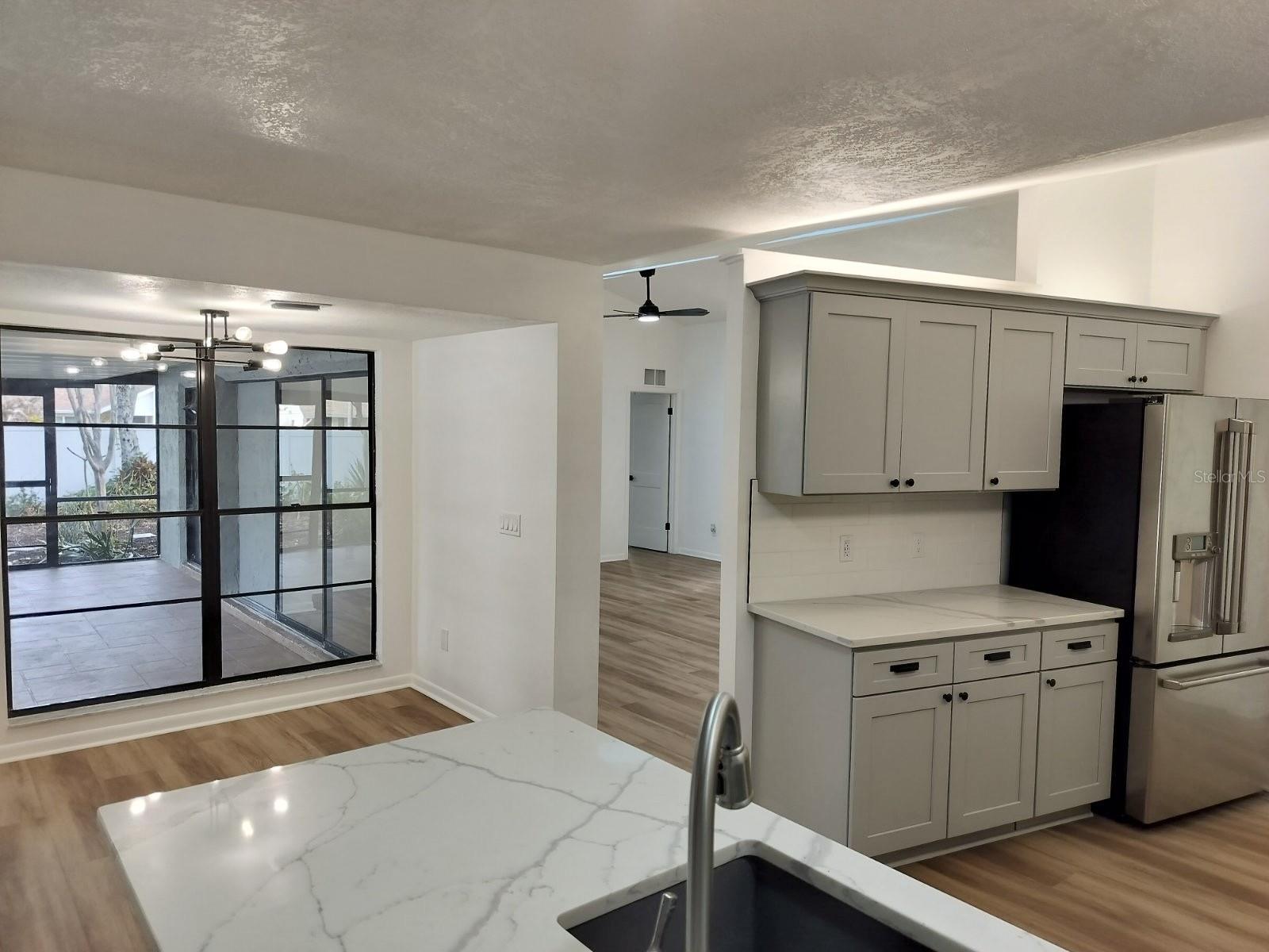 3403 Bloomingdale Oaks