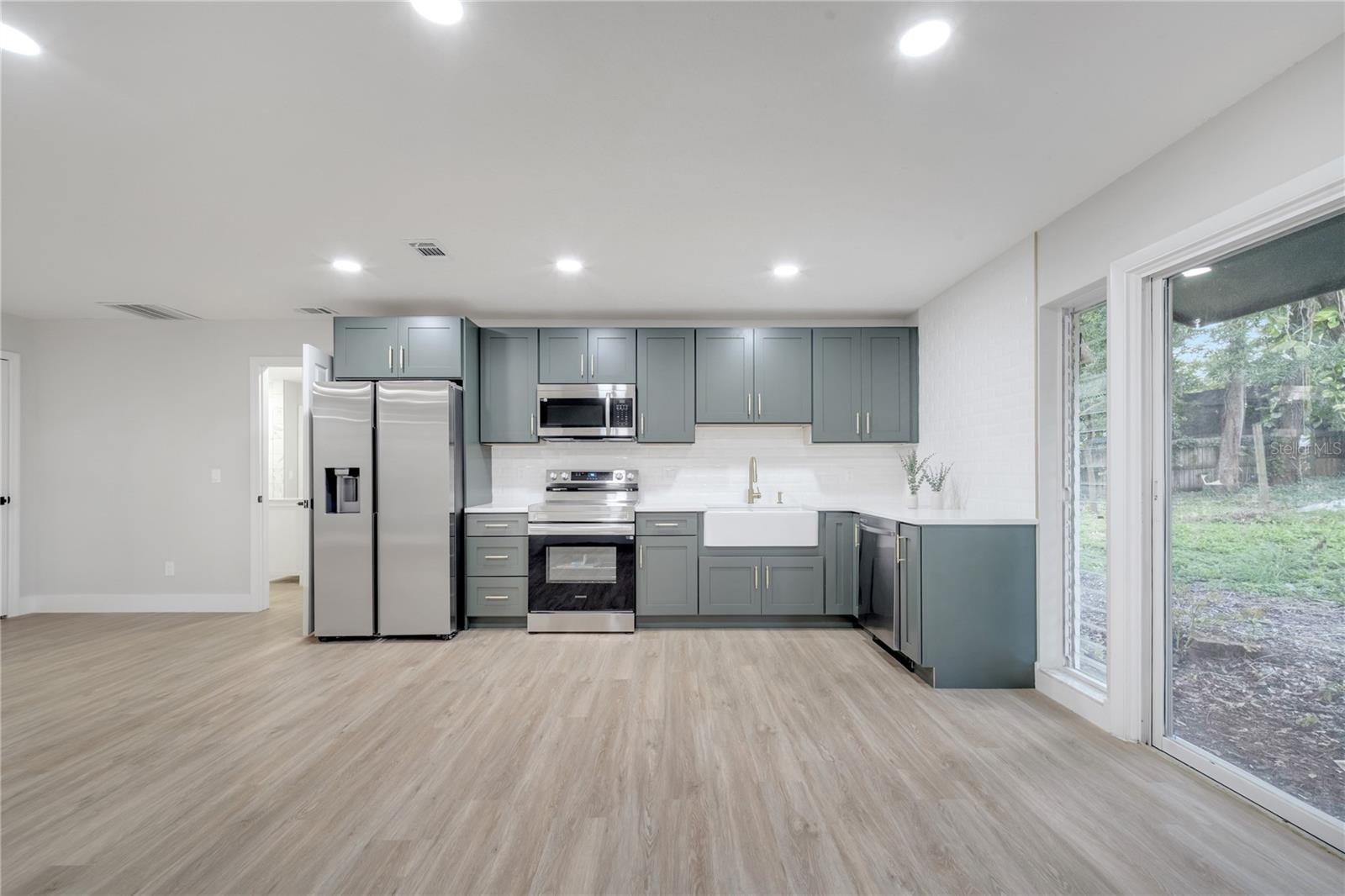 7043 CARLENE DR, ORLANDO, FL, 32835