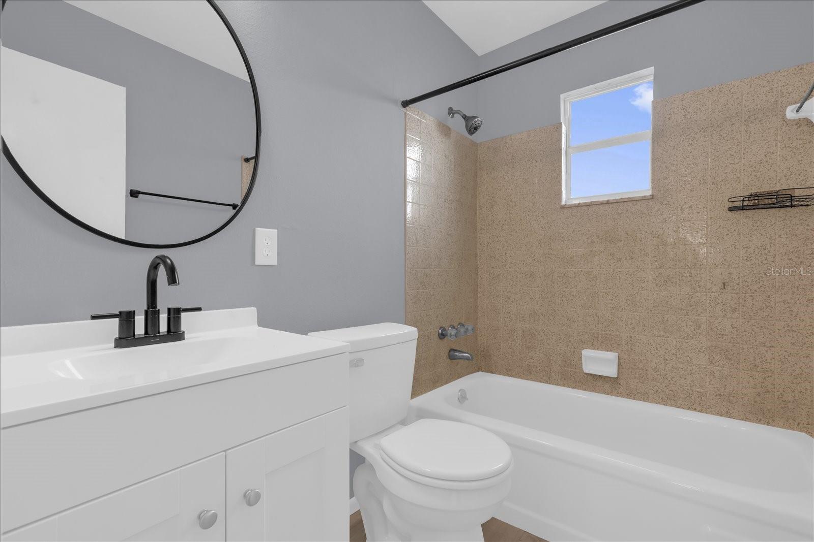 303 DILLON ST, WINTER HAVEN, FL, 33880