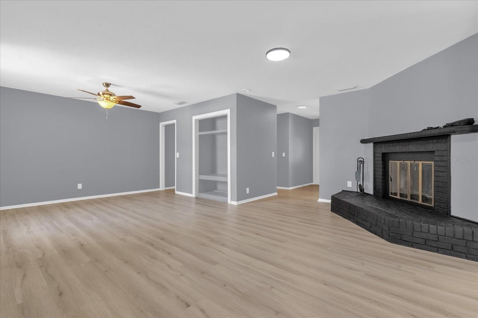 303 DILLON ST, WINTER HAVEN, FL, 33880