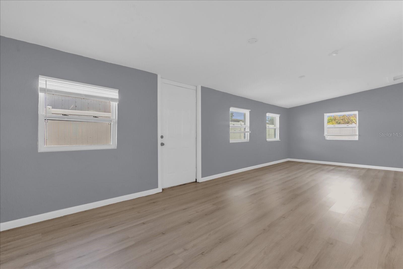 303 DILLON ST, WINTER HAVEN, FL, 33880