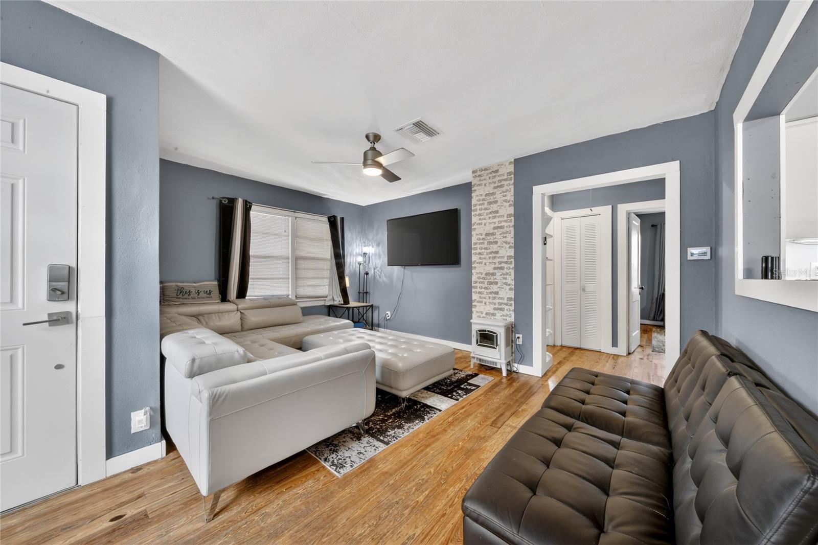 221 AVENUE F SE, WINTER HAVEN, FL, 33880