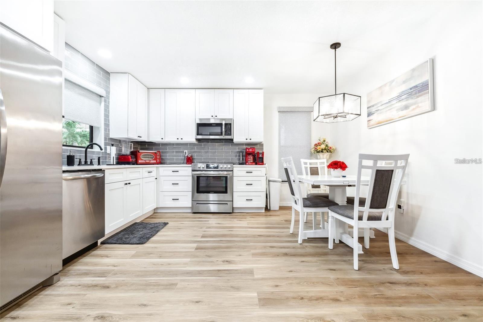 2201 PINE DR, TARPON SPRINGS, FL, 34689