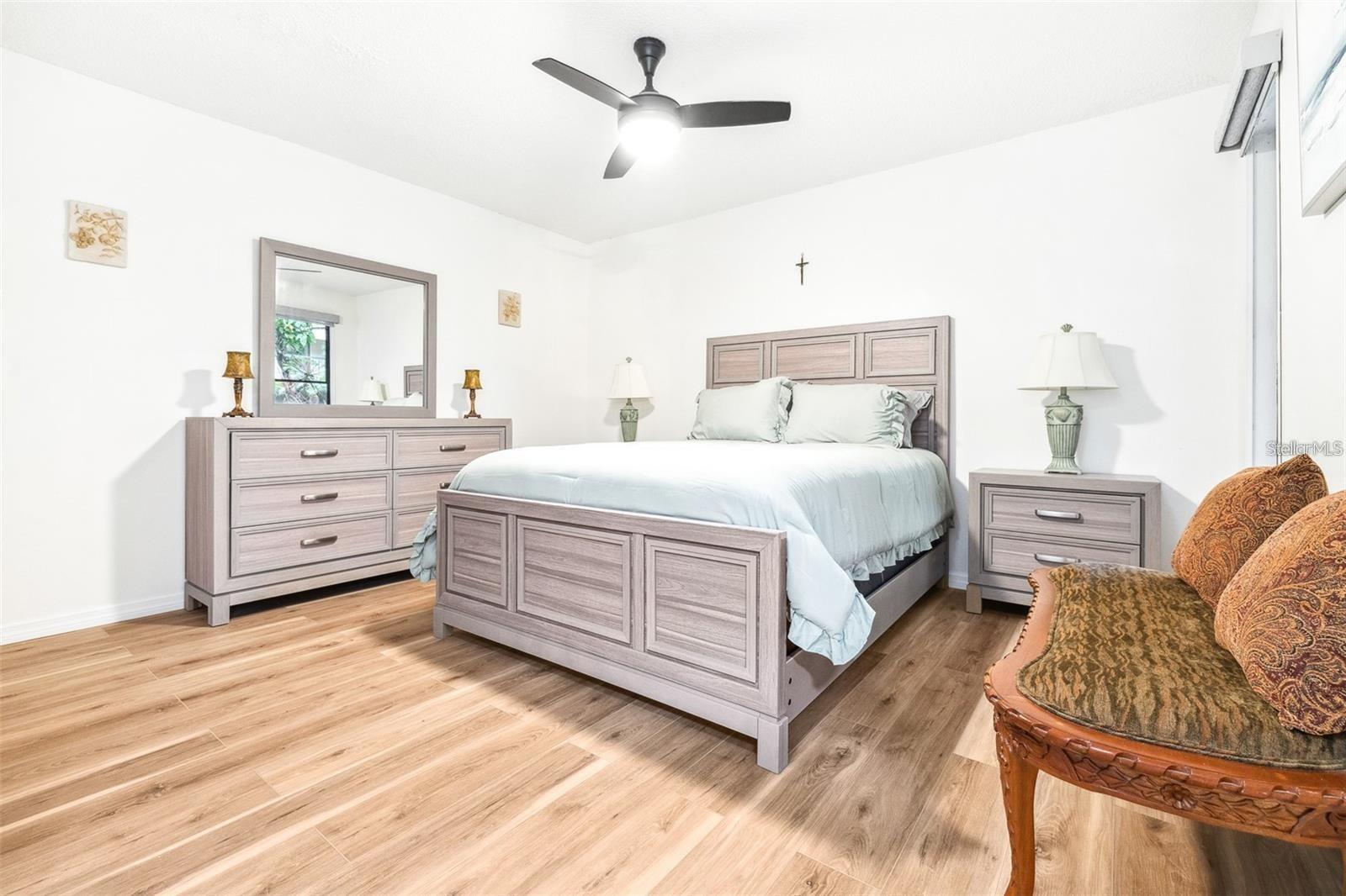 2201 PINE DR, TARPON SPRINGS, FL, 34689