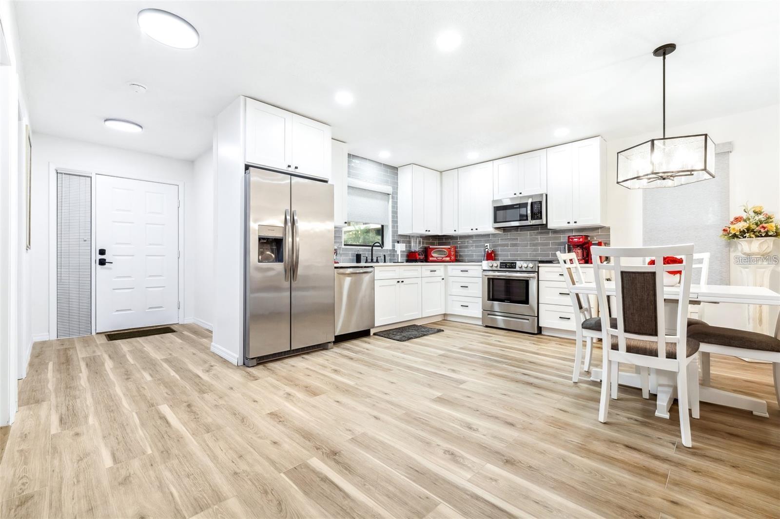 2201 PINE DR, TARPON SPRINGS, FL, 34689