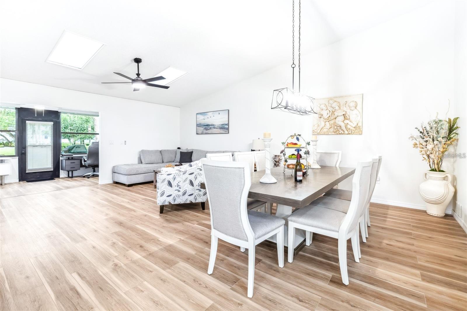 2201 PINE DR, TARPON SPRINGS, FL, 34689