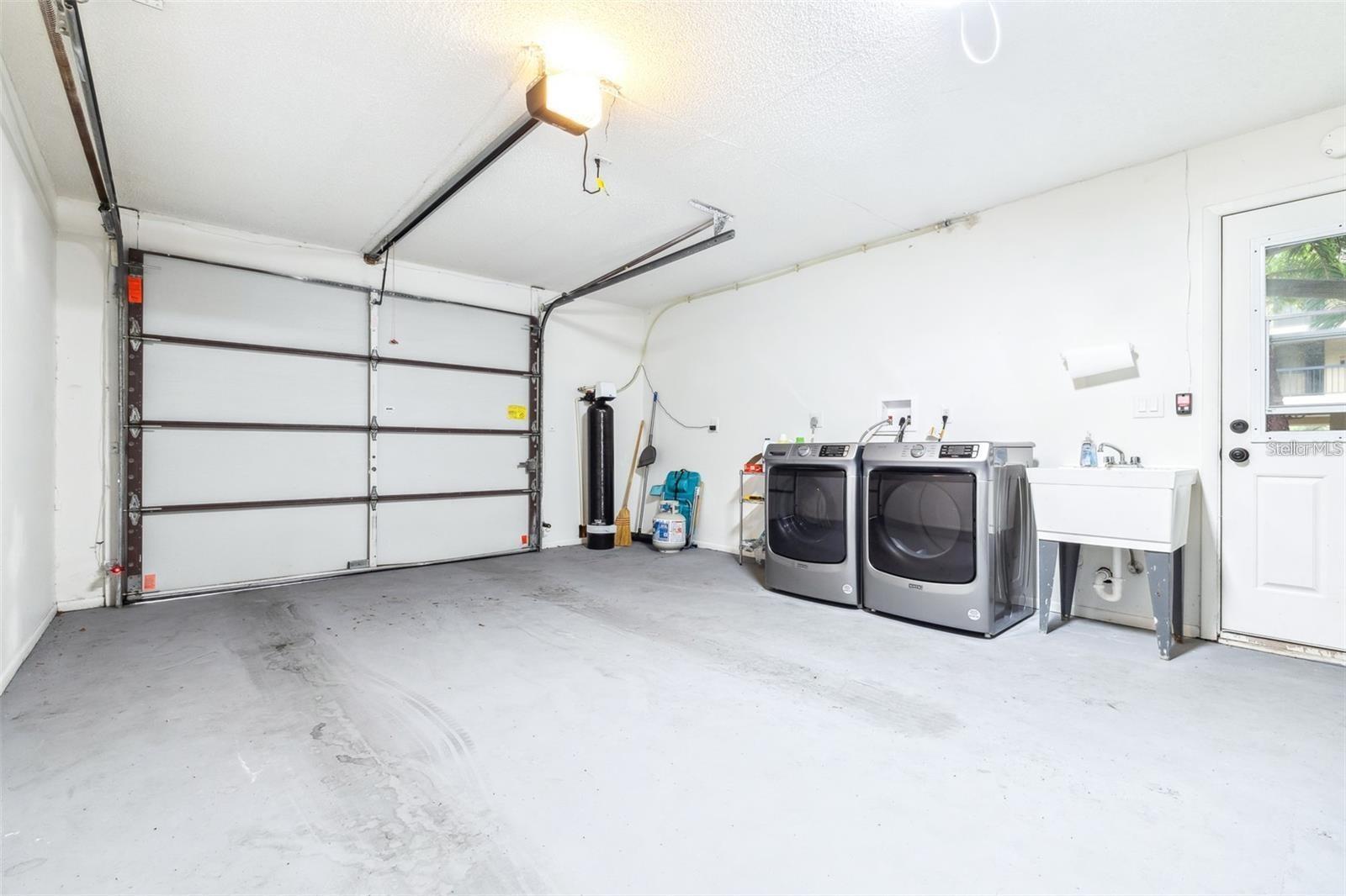 2201 PINE DR, TARPON SPRINGS, FL, 34689