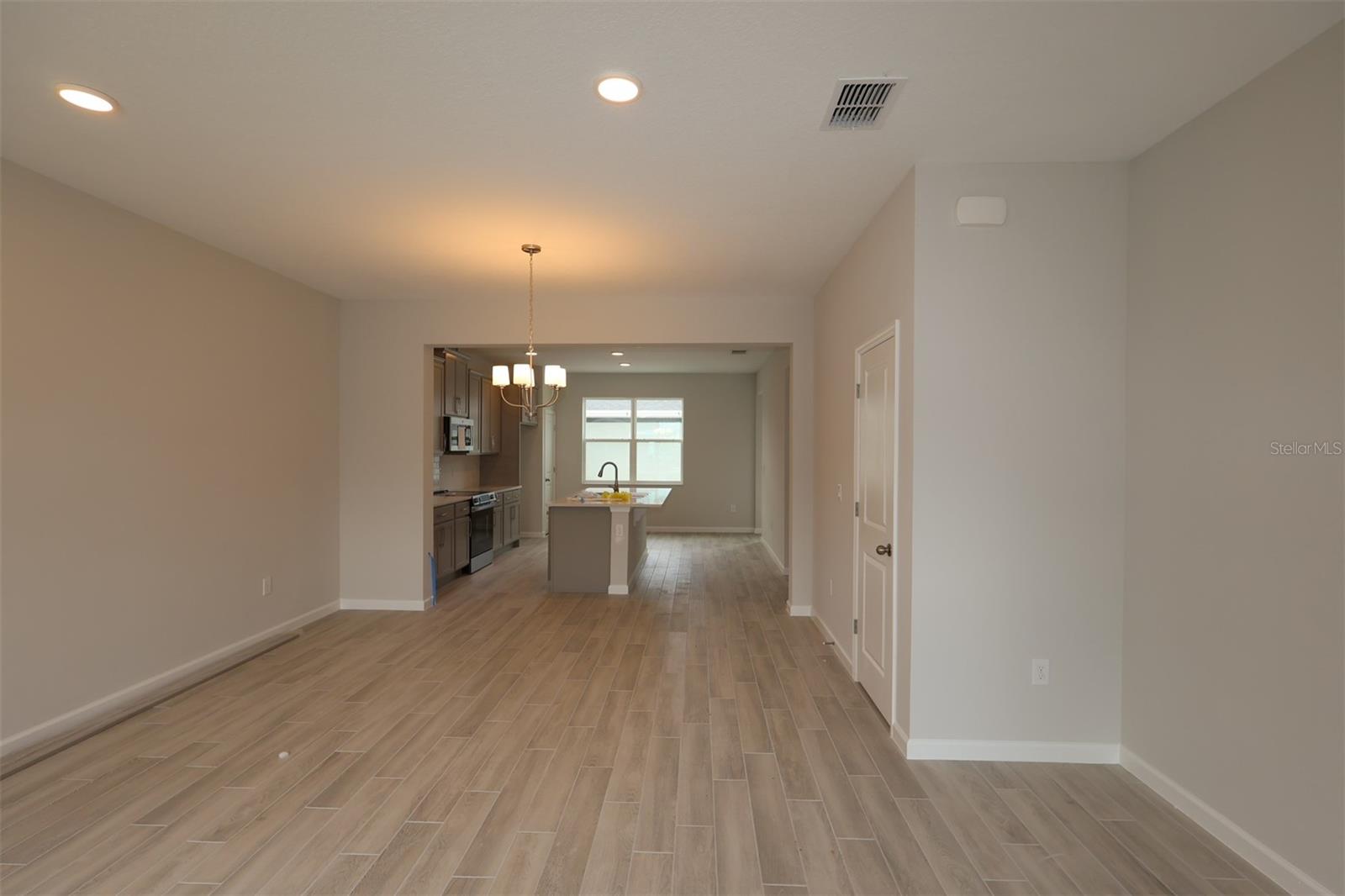 1402 MOUNT ROYAL DR, ST CLOUD, FL, 34771