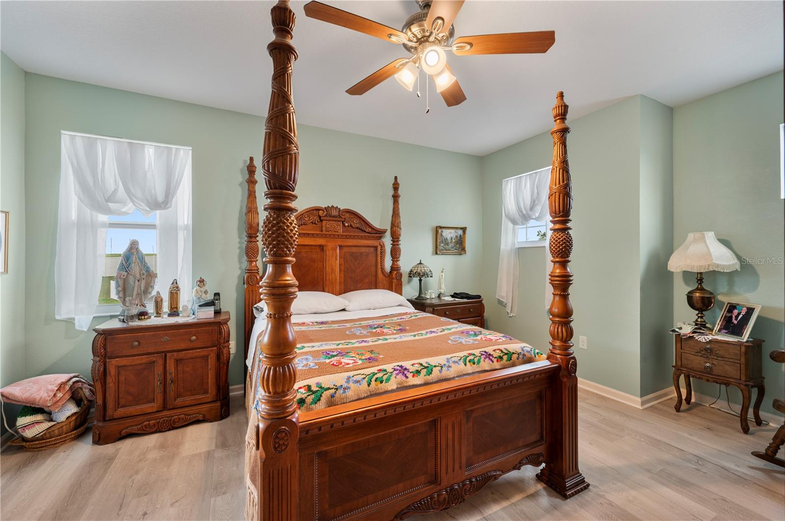 437 SAPPHIRE DR, DAVENPORT, FL, 33837